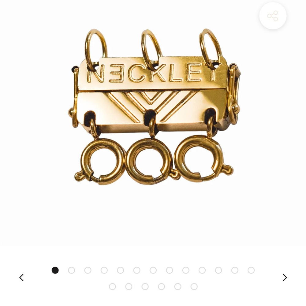 NECKLET - TRIPLE LAYERING CLASP WITH SECURITY LATCH